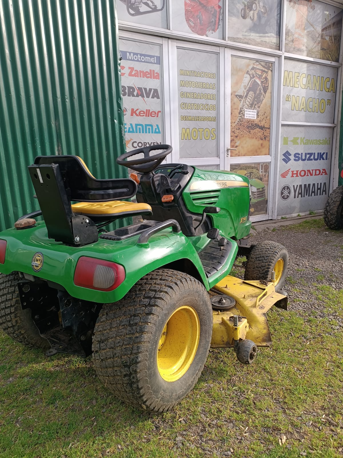 John deere x740 